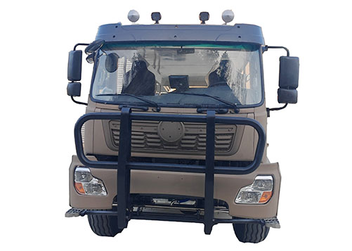 全驱越野车